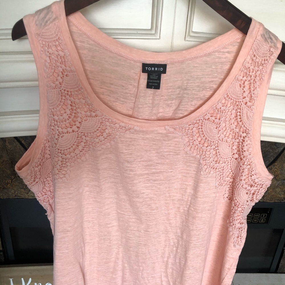 Like New Torrid tank size 2